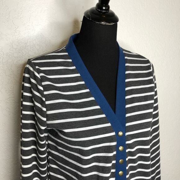 Hipster Row gray white striped blue trim snap front long cardigan size Medium - Picture 2 of 13